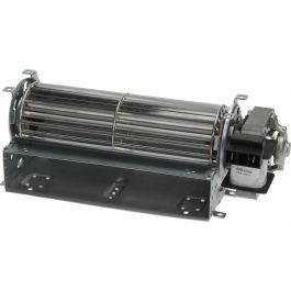 Dwarsstroom ventilatormotor 180 mm breed.
Motor zit rechts.